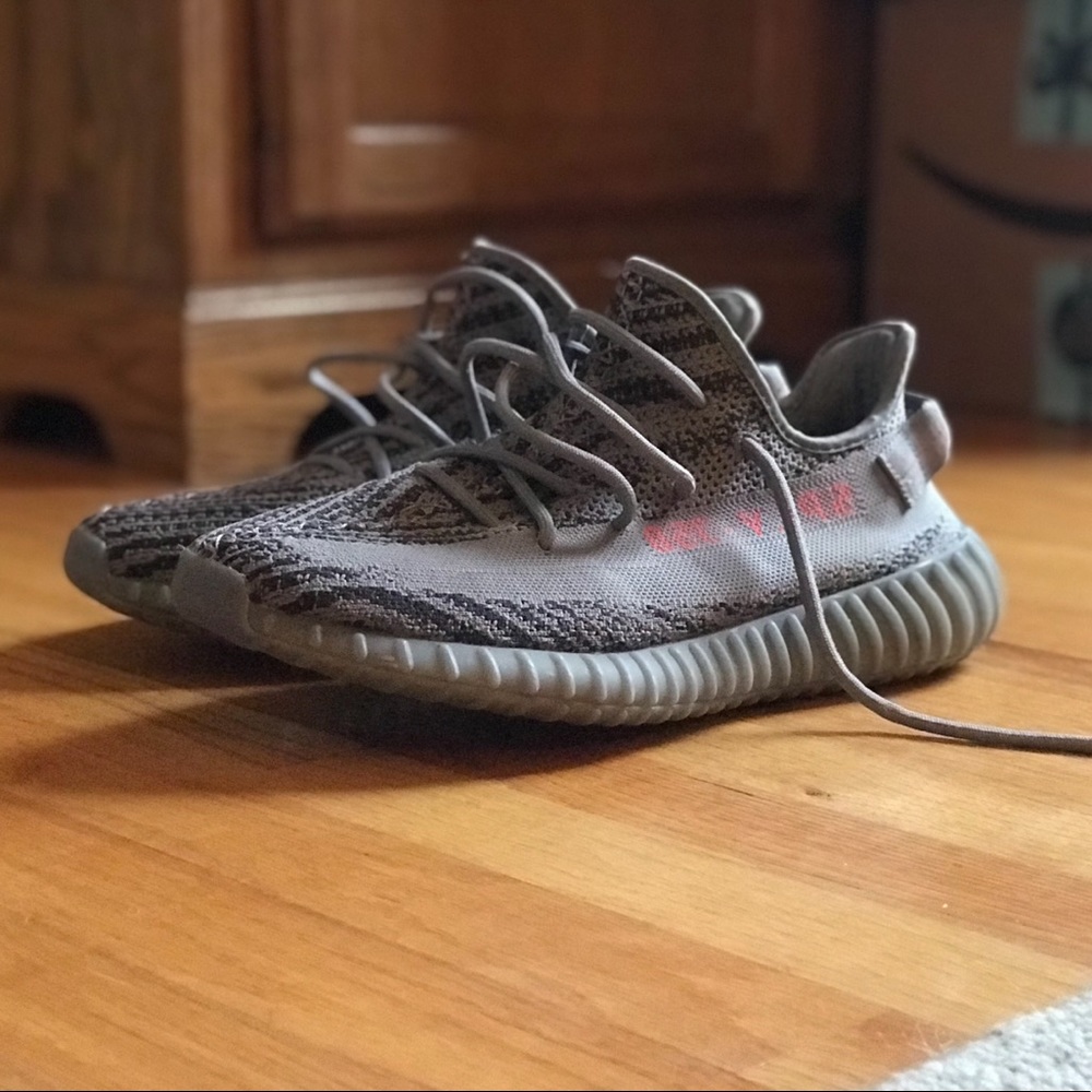 Yeezy Boost 350 v2 - Size 12.5